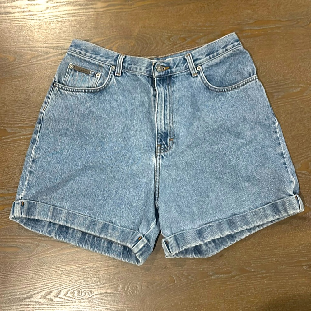 Vintage Women’s Calvin Klein Denim Jean Shorts Enzyme Wash Short